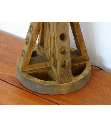 Dekorative Tischleuchte aus Holz 339